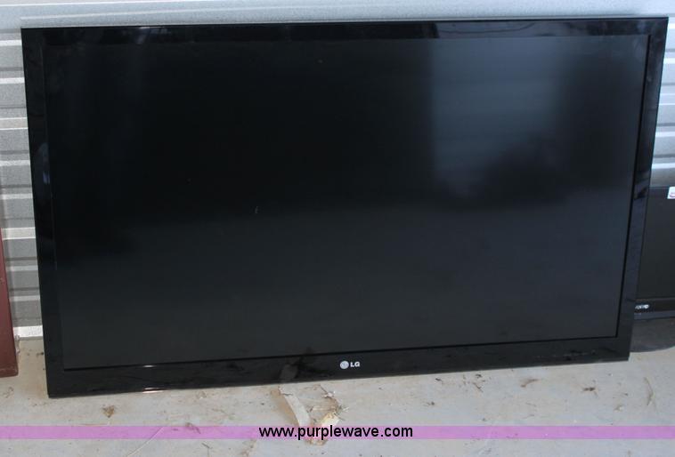 image for item A7318 LG 47" flat panel television