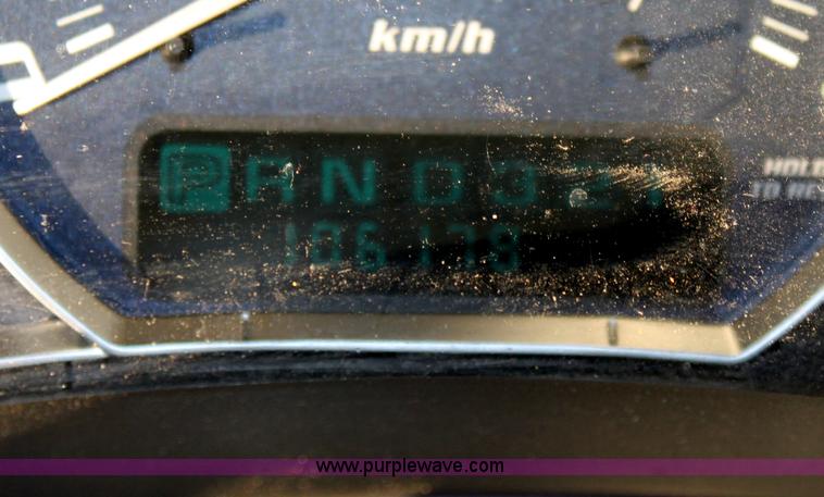 image for item A7319 2002 Cadillac Escalade EXT SUV