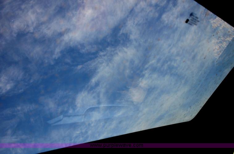 image for item A7319 2002 Cadillac Escalade EXT SUV