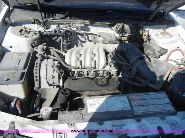 image for item C4072 1987 Ford Taurus LX