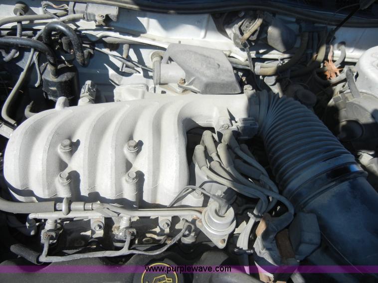 image for item C4072 1987 Ford Taurus LX