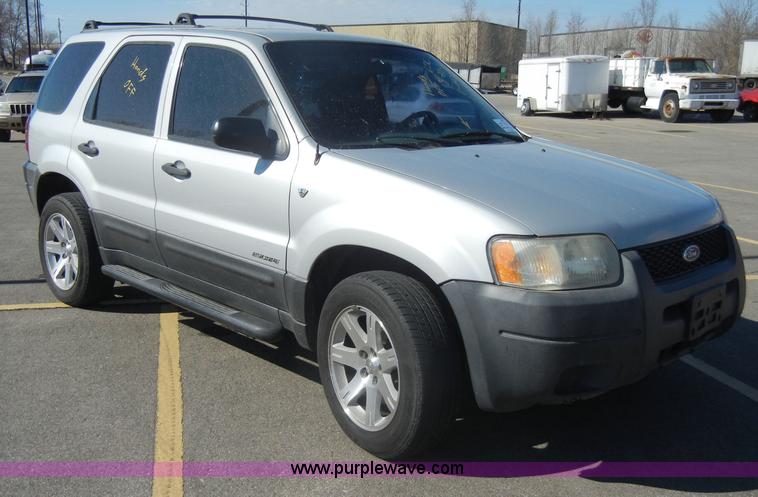 image for item C4073 2002 Ford Escape XLS SUV