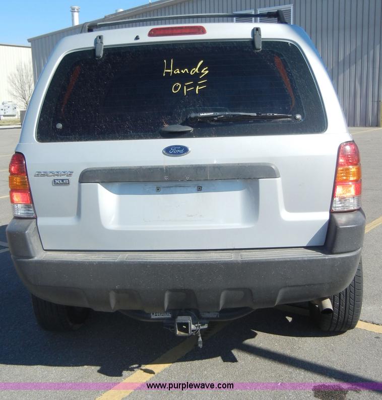 image for item C4073 2002 Ford Escape XLS SUV