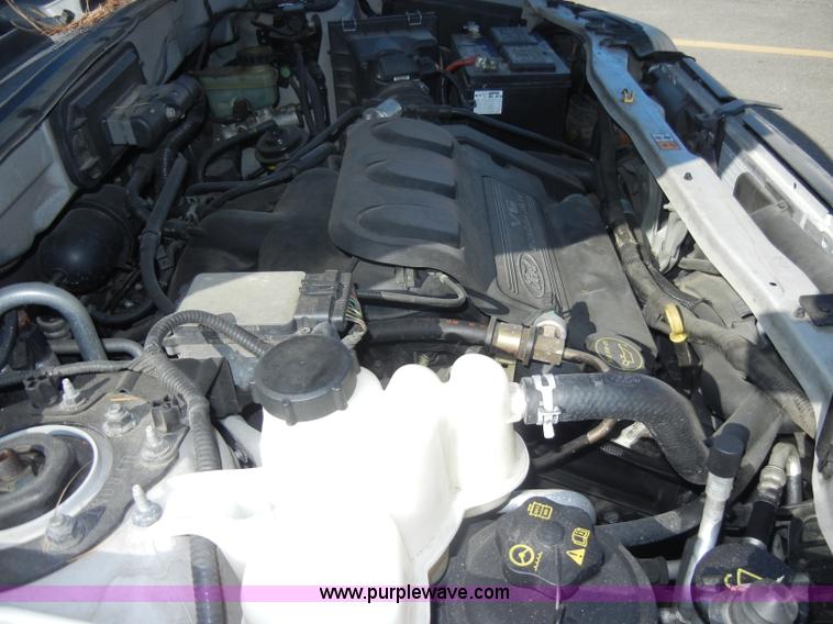 image for item C4073 2002 Ford Escape XLS SUV