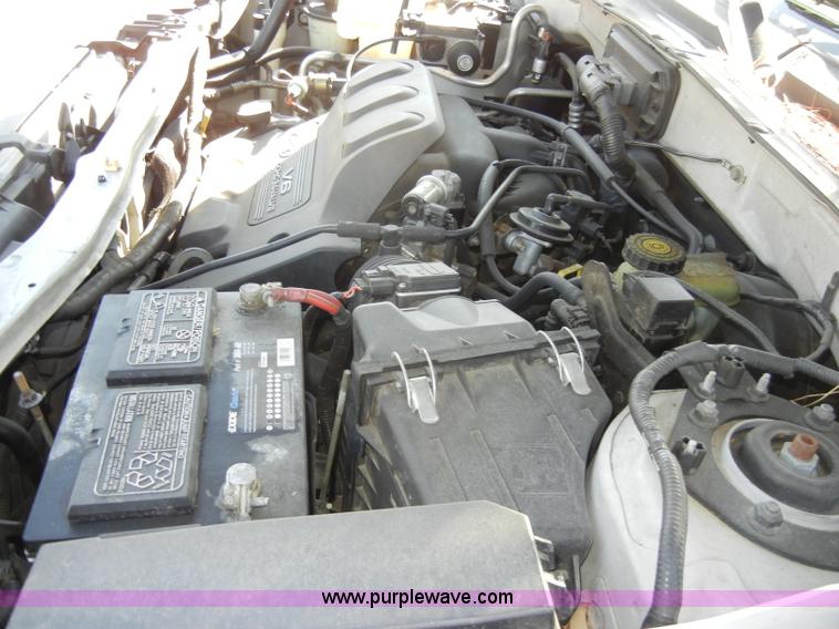 image for item C4073 2002 Ford Escape XLS SUV