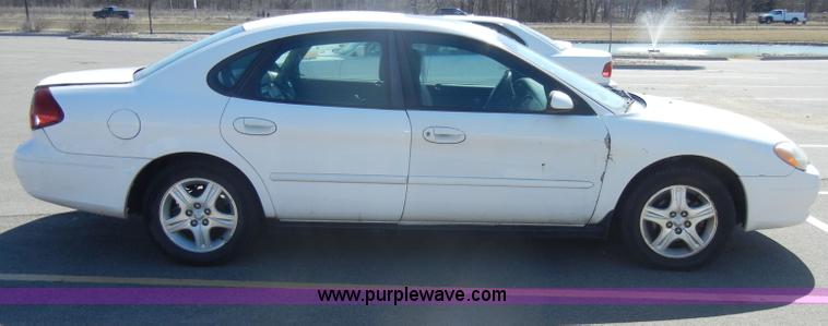 image for item C4074 2000 Ford Taurus SEL