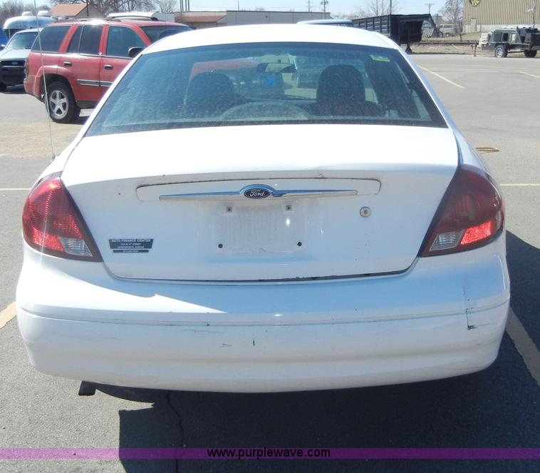 image for item C4074 2000 Ford Taurus SEL