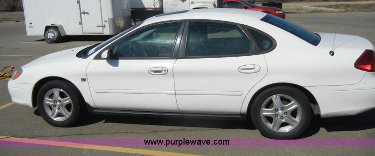 image for item C4074 2000 Ford Taurus SEL