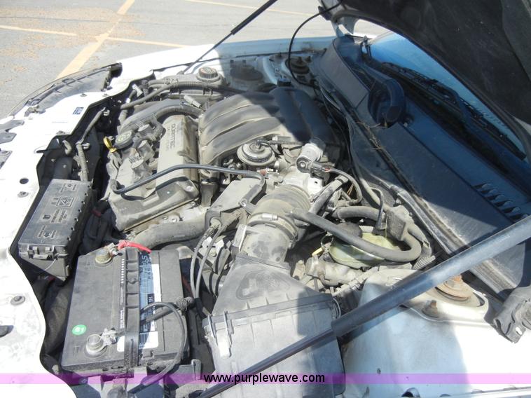 image for item C4074 2000 Ford Taurus SEL