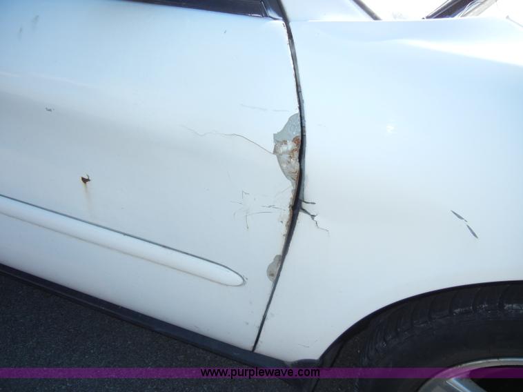 image for item C4074 2000 Ford Taurus SEL