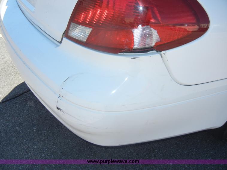 image for item C4074 2000 Ford Taurus SEL