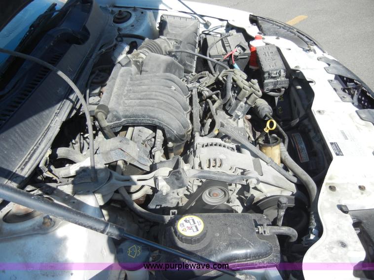 image for item C4075 2001 Ford Taurus SES