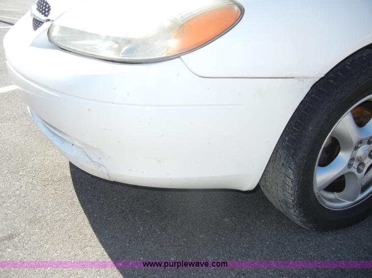 image for item C4075 2001 Ford Taurus SES