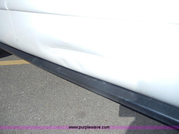 image for item C4075 2001 Ford Taurus SES