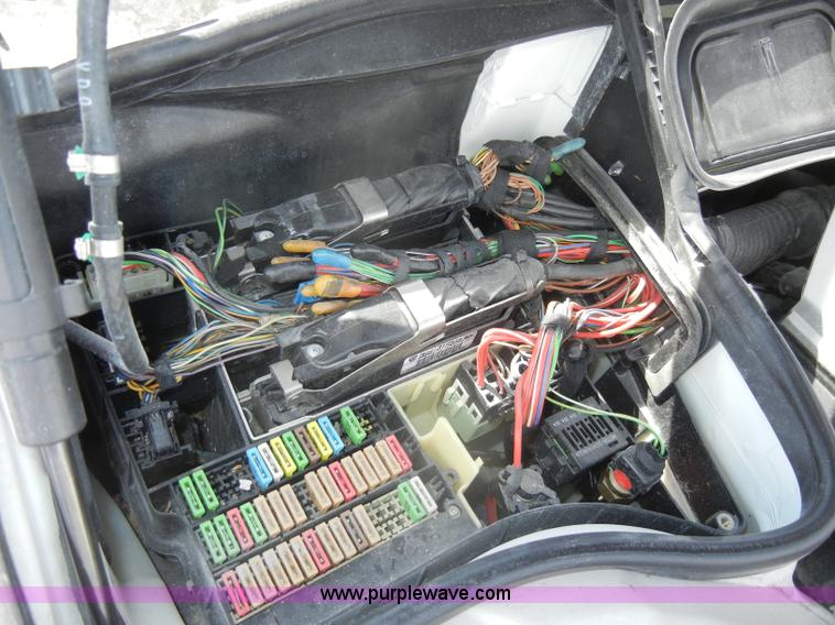 image for item C4076 1996 BMW 740iL