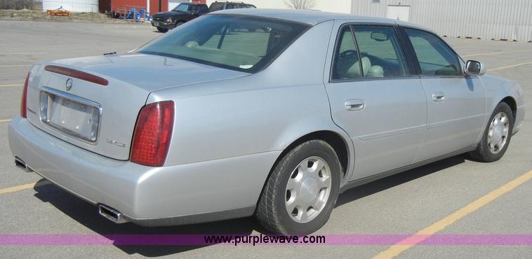 image for item C4077 2001 Cadillac DeVille