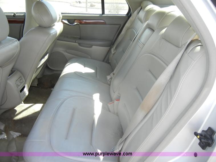 image for item C4077 2001 Cadillac DeVille