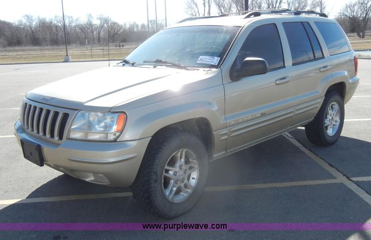 image for item C4078 2000 Jeep Grand Cherokee Limited SUV