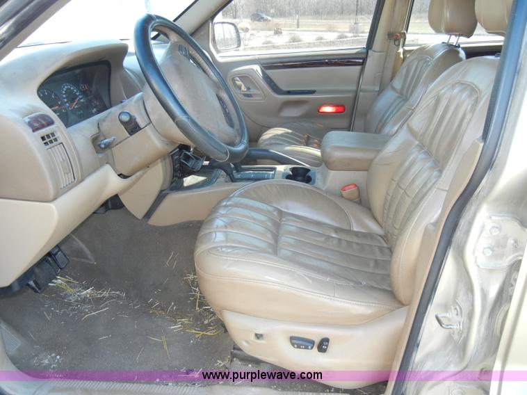 image for item C4078 2000 Jeep Grand Cherokee Limited SUV