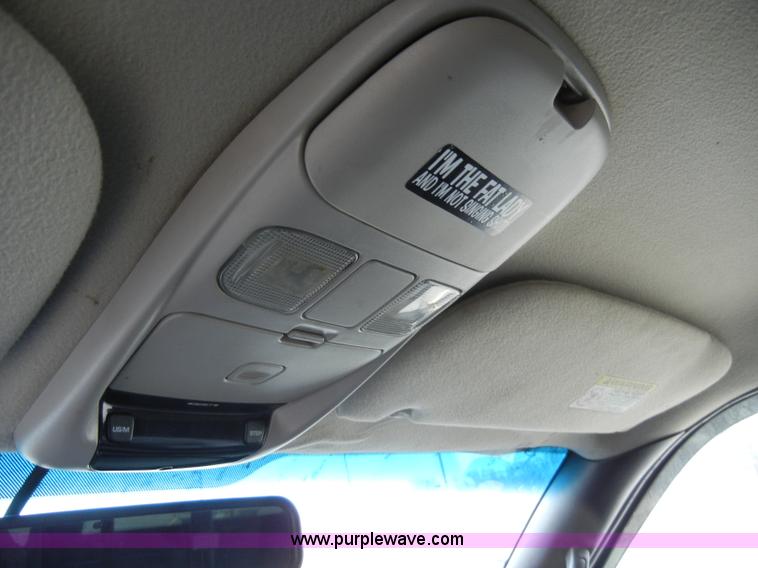 image for item C4110 2000 Dodge Ram 1500 pickup truck