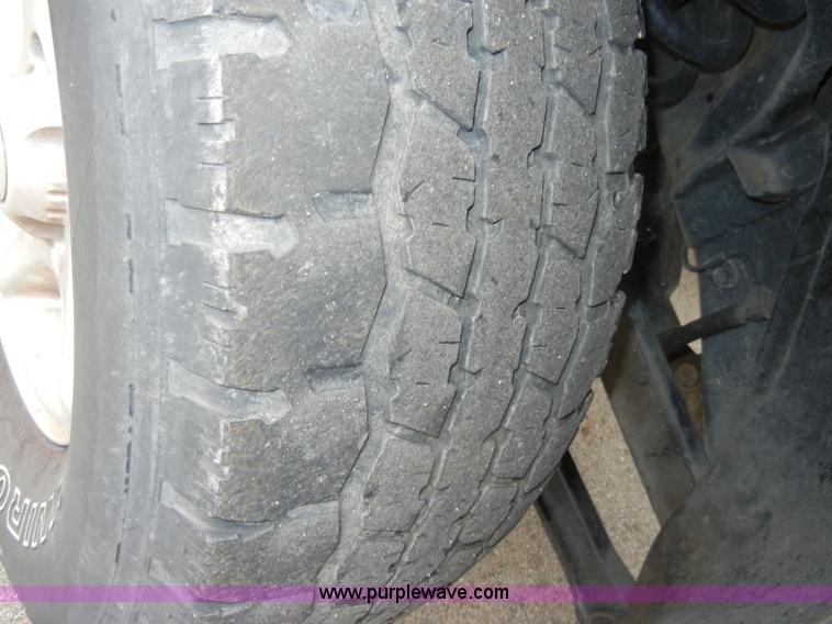 image for item C4110 2000 Dodge Ram 1500 pickup truck