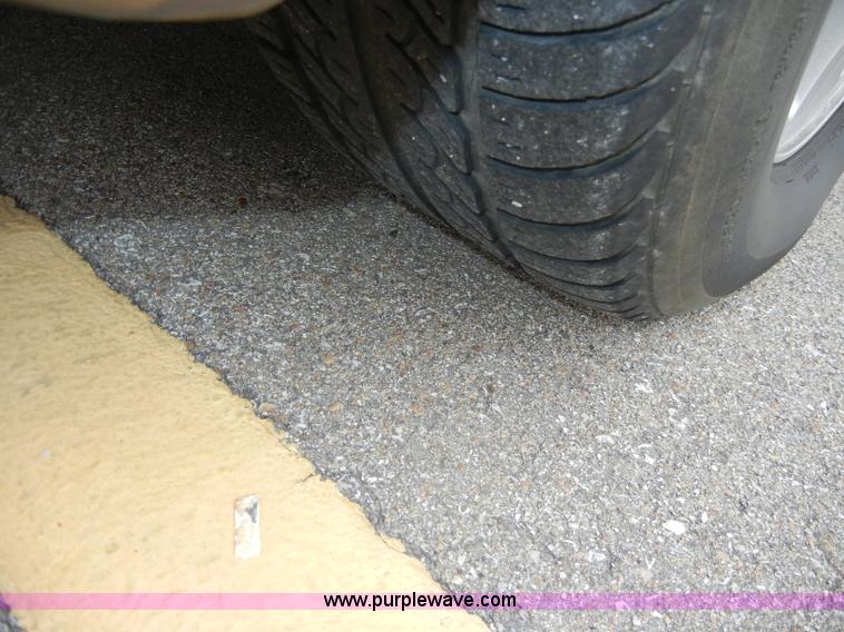 image for item C4111 2006 Pontiac Grand Prix