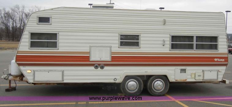 image for item C4112 1983 Fleetwood Terry Taurus 23' camper