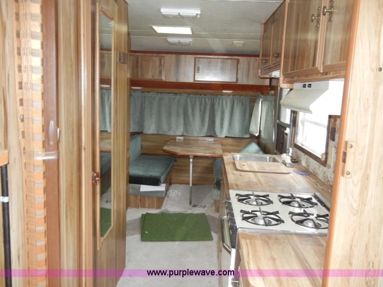 image for item C4112 1983 Fleetwood Terry Taurus 23' camper