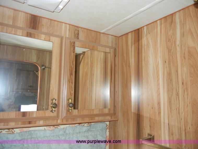 image for item C4112 1983 Fleetwood Terry Taurus 23' camper