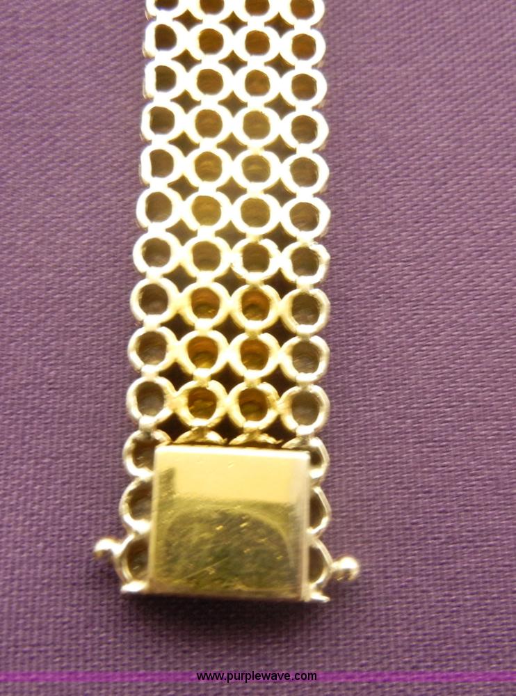 image for item S9283 8.25" 14 kt gold bracelet