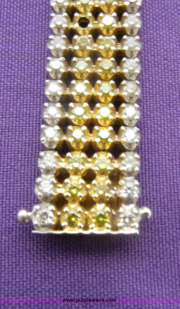 image for item S9283 8.25" 14 kt gold bracelet