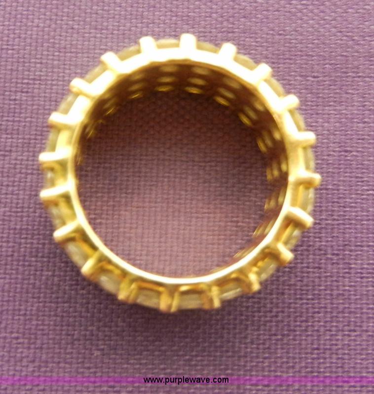 image for item S9285 14 kt gold and white diamond ring