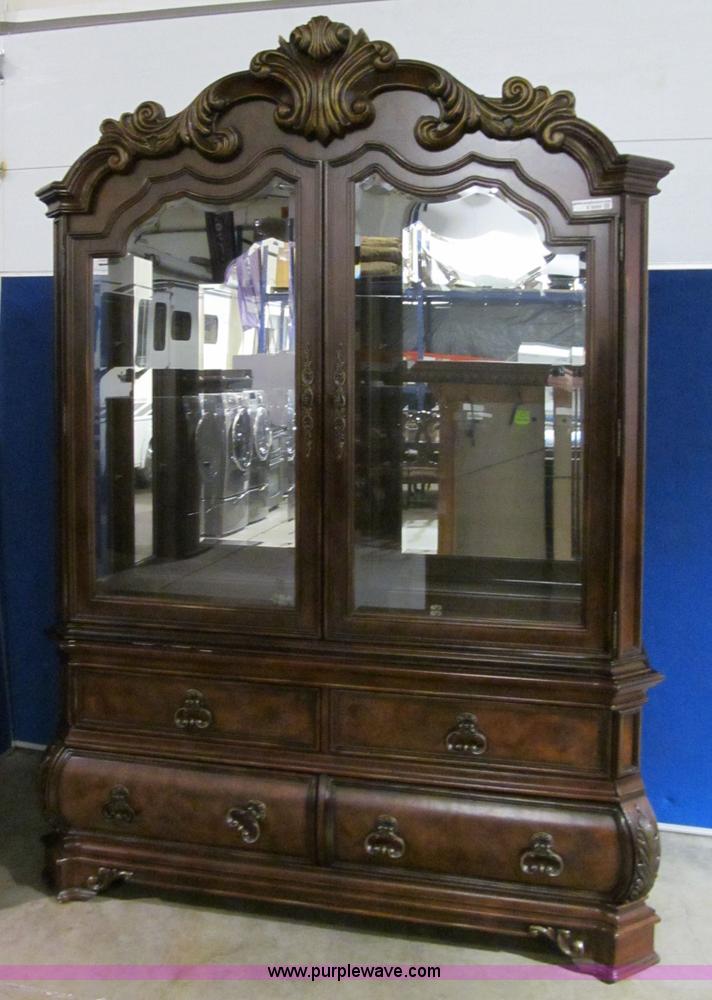 image for item S9299 China hutch