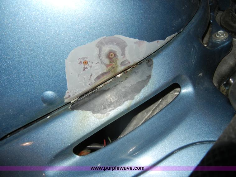 image for item S9320 1994 Kawasaki Ninja ZX-11 motorcycle