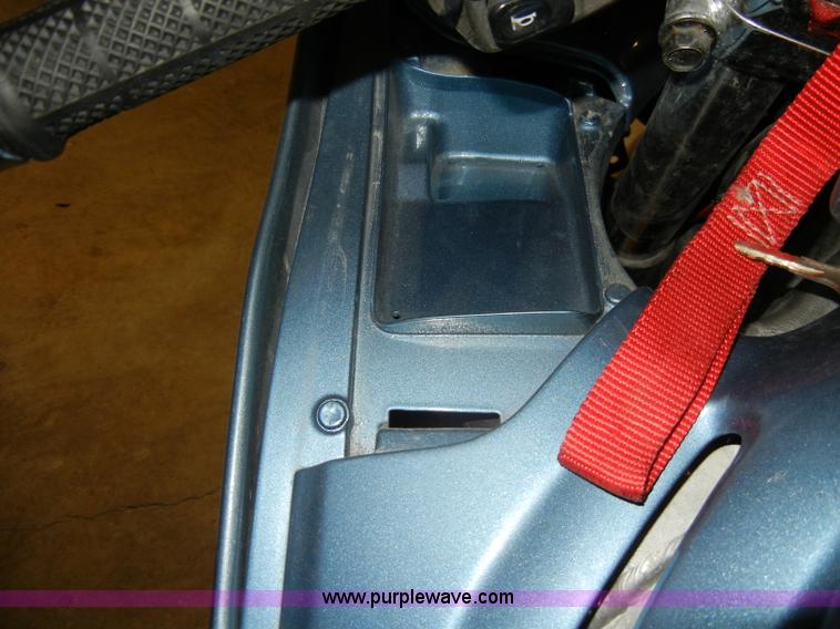 image for item S9320 1994 Kawasaki Ninja ZX-11 motorcycle