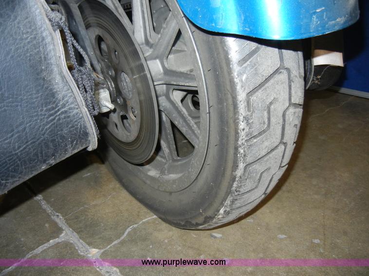 image for item S9321 1995 Harley Davidson Sportster 883 motorcycle