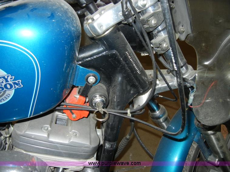 image for item S9321 1995 Harley Davidson Sportster 883 motorcycle