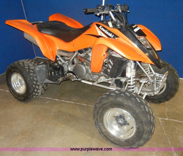 image for item S9323 2006 Kawasaki KFX400 four wheeler
