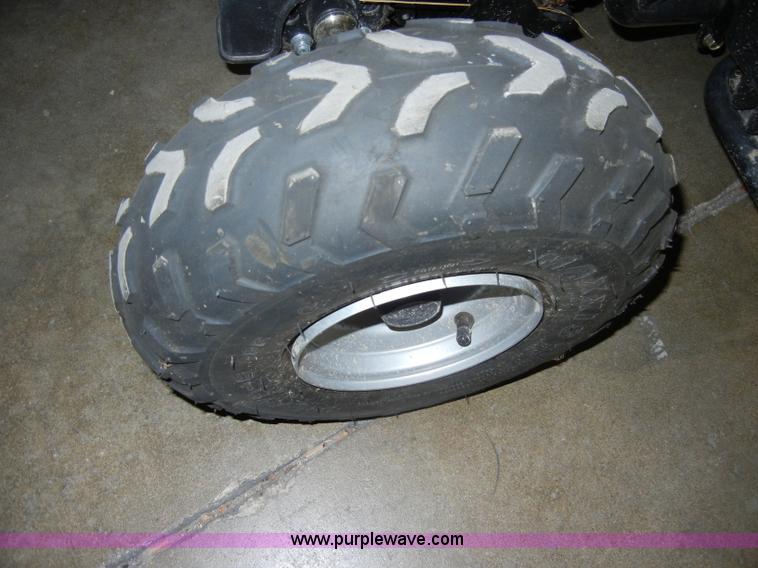 image for item S9324 2005 E-Ton Viper 50 four wheeler
