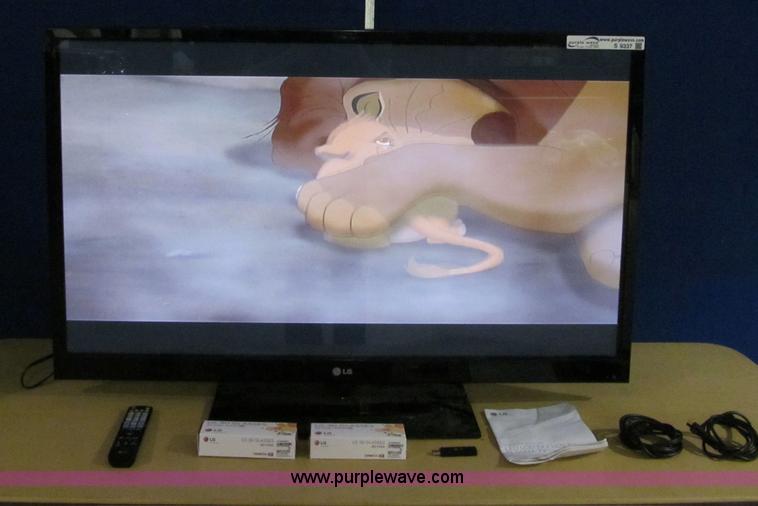image for item S9337 LG 50" 3D plasma television with remote, stand and power cord