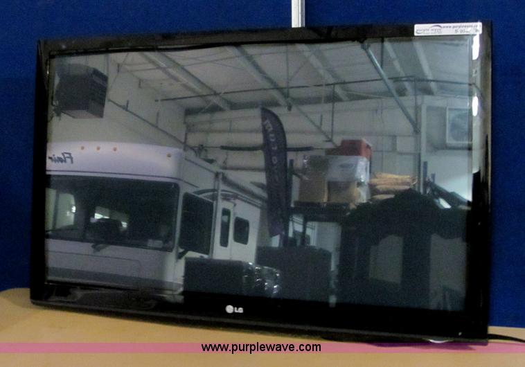 image for item S9342 LG 50" plasma television with remote