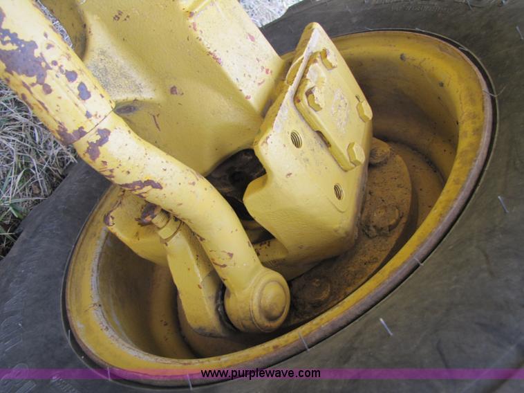 image for item B2176 1997 Caterpillar 416C backhoe