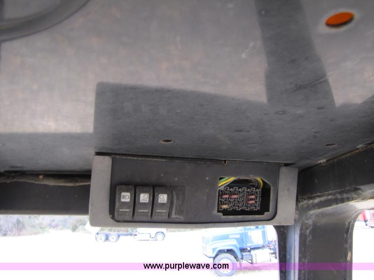 image for item B2176 1997 Caterpillar 416C backhoe