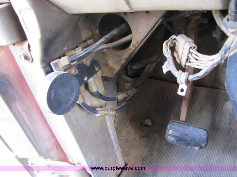 image for item B2178 1985 Mack RD686S dump truck