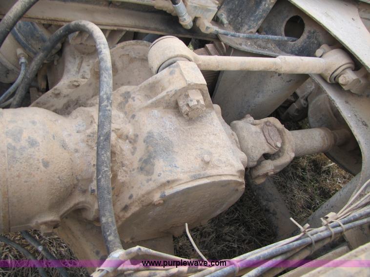 image for item B2178 1985 Mack RD686S dump truck