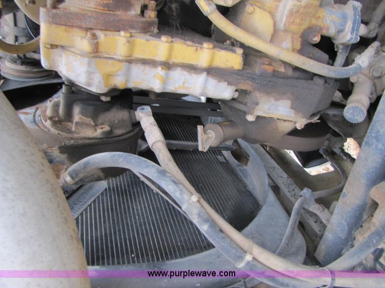 image for item B2179 1987 Ford LTL9000 dump truck