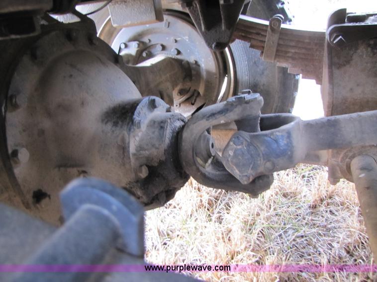 image for item B2179 1987 Ford LTL9000 dump truck