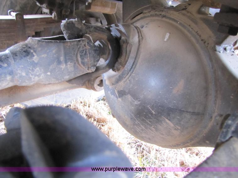 image for item B2179 1987 Ford LTL9000 dump truck