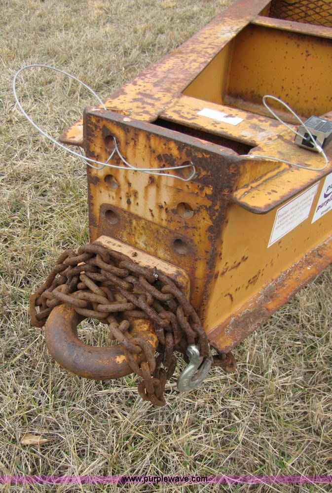 image for item B2180 1998 12 ton tandem axle trailer