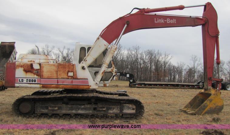 image for item B2181 Link-Belt  LS-2800C Series II excavator